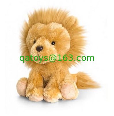 El peluche de la jirafa de la vaca del león de la panda del tigre del animal salvaje juega a Brown