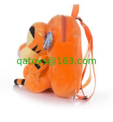 La escuela linda de Tigger de la felpa de Disney hace excursionismo el color anaranjado para el niño para la promoción