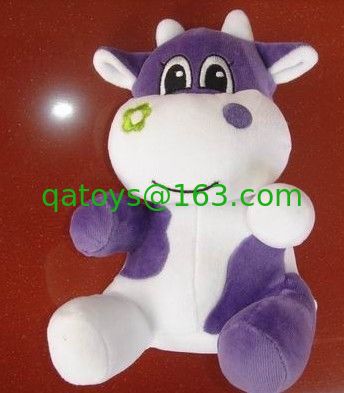 Los regalos promocionales animales rellenos púrpura de la vaca de leche juegan estándar del CE de 8 pulgadas