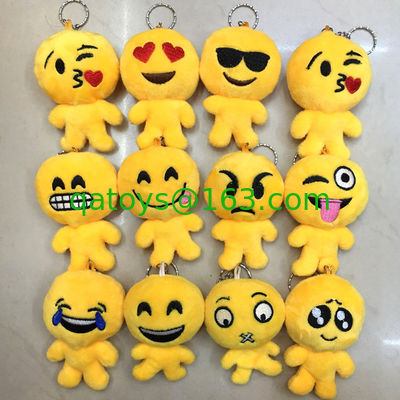 Llavero precioso lindo del juguete de la felpa de Emoji con el gancho para los regalos de la promoción