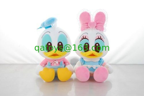 El Pato Donald y Daisy de Disney con material de partículas de espuma / nanopartículas