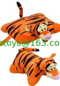 El amortiguador y la almohada preciosos anaranjados de la felpa de la almohada de Disney Tigger con la felpa Tigger van a lecho