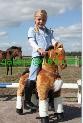 Equipo del parque de diversiones Pony Kid Mecánico Montar En Animales Caminantes Caballos de mecedora