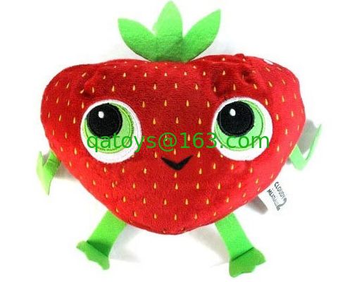 Sexy dibujos animados nublados con una oportunidad de albóndigas 2 fresas y bayas rellenas de juguetes suaves de peluche